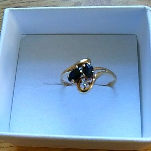 14k GOLD Sapphire & Diamond Ring